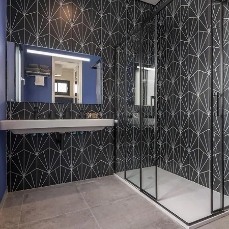 Apartment Trajano Premium Estudios By H *