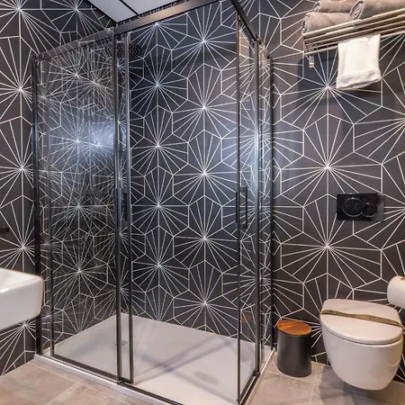 Apartment Trajano Premium Estudios By H Ayamonte