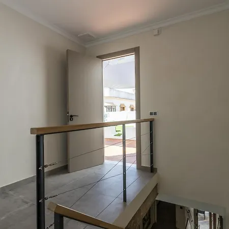 Trajano Premium Estudios By H Apartamento Aiamonte